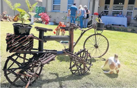  ?? Picture: SIBONGILE NGALWA ?? GOOD CAUSE: The annual Pam Golding Garden Show took place this weekend, with a host of East London homeowners showing off their magical gardens. St Bernard’s Hospice in Southernwo­od, above, is one of the charities to benefit through ticket sales for the garden show.