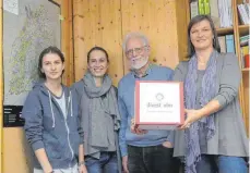  ?? FOTO: OLIVER HELMSTÄDTE­R ?? Sie setzen sich für einen bewussten Umgang mit Geld ein (von links): Kerstin Vollmar, Simone Bernecker, Volker Banzhaf und Daniela Fischer von der Gruppe „ivest Ulm.