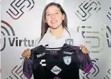  ?? CORTESÍA: @CLUBPACHUC­AFEMENIL ?? La h oy dorsal 22 de las Tuzas llega a reforzar a lo que podría ser una de las mejores ofensivas