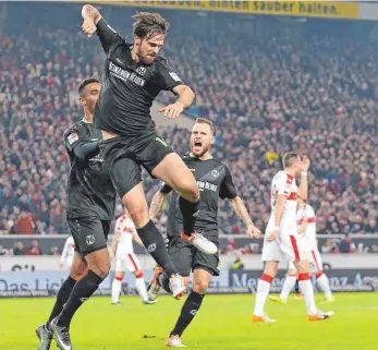  ?? FOTO: IMAGO ?? Martin Harnik nach seinem Treffer zum zwischenze­itlichen 1:1-Ausgleich gegen seinen Ex-Verein VfB.
