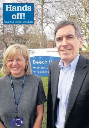  ??  ?? David Rutley MP with Julia Cottier during his morning spent with a Community Mental Health Nurse from the Older Adults Team