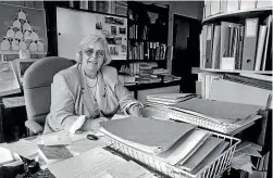  ?? JOHN KIRK ANDERSON/STUFF ?? Dorothea Brown stayed in her role as city librarian until she became the director of human resources for the council in 1994. Pictured above on December 16, 1992.