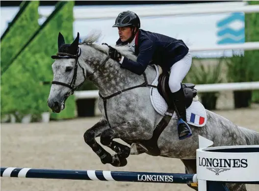  ?? (GETTY IMAGES) ?? Grégory Cottard sur Bibici, le 4 juillet 2021 à Rotterdam. Le cheval n’est équipé que d’un filet simple, d’une paire de guêtres et d’une selle.