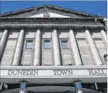  ?? PHOTOS: LINDA ROBERTSON, PETER MCINTOSH ?? Overdue warrant . . . The councilown­ed Wall Street mall (left) and town hall complex, neither of which have building warrants of fitness.