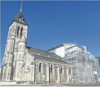  ??  ?? A Nesmy, les travaux de l’église se montent à près d’un million d’euros.