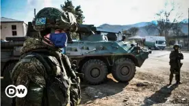  ??  ?? Seit November 2020 überwachen russische Friedenstr­uppen den Waffenstil­lstand in Berg-Karabach