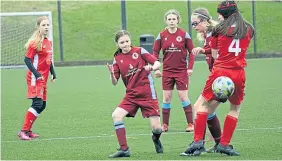  ?? ?? Dryburgh Athletic Girls (maroon) beat Raith Rovers 3-1 in the U16 SWF East Caroline Weir League at DISC.