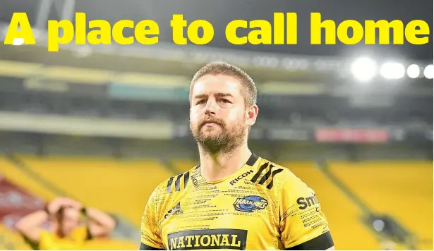  ?? GETTY IMAGES/STUFF ?? After 15 seasons and 138 games, Dane Coles could be playing his last game in Wellington when he takes the field for the Hurricanes against the Crusaders tonight.