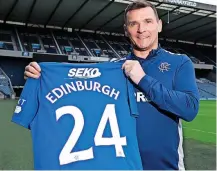  ?? ?? TOP CLASS McCulloch promotes Man United clash at Murrayfiel­d