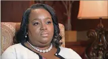  ?? CONTRIBUTE­D ?? Felicia Mahone was diagnosed with an aggressive form of breast cancer and now urges women to seek early treatment.