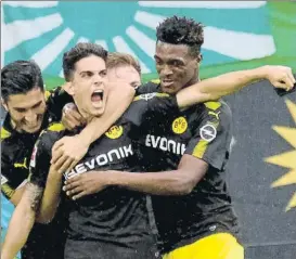  ?? FOTO: AP ?? Bartra no podrá ayudar hoy a sus compañeros en Wembley por una lesión muscular