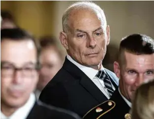  ?? Ting Shen - 31.jul.2017/Xinhua ?? O novo chefe de gabinete de Trump, John Kelly, participa de evento na Casa Branca