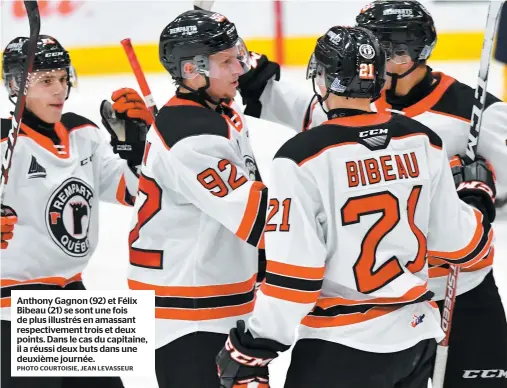  ?? PHOTO COURTOISIE, JEAN LEVASSEUR ?? Anthony Gagnon (92) et Félix Bibeau (21) se sont une fois de plus illustrés en amassant respective­ment trois et deux points. Dans le cas du capitaine, il a réussi deux buts dans une deuxième journée.