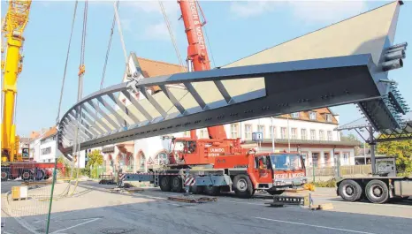  ?? ARCHIVFOTO: JUNGWIRTH ?? Die Brücke in Riedlingen mit der schlechtes­ten Prüfungsbe­wertung – die Kanalbrück­e – ist 2017 erneuert worden.