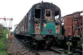  ?? S&CR ?? A sickening sight for volunteers at the Swindon & Cricklade Railway, whose ‘Thumper’ unit was burned out in May 2016.