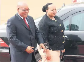  ?? Picture: EPA ?? HAPPIER DAYS. President Jacob Zuma arrives with Nompumelel­o Ntuli-Zuma for a welcoming ceremony in India in 2010.