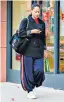  ?? ?? Tracee Ellis Ross Diana Ross’s actress daughter nails the
smart-casual mix