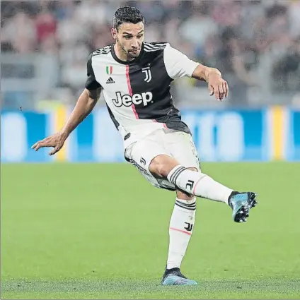  ?? FOTO: GETTY ?? De Sciglio es un jugador que gusta en el Barça porque saldría a bajo coste y sería un buen suplente