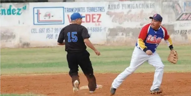  ?? FOTO: VICENTE GUERRERO ?? Fuerte se juega en cada encuentro de la Liga de Beisbol Mercedes Esquer.