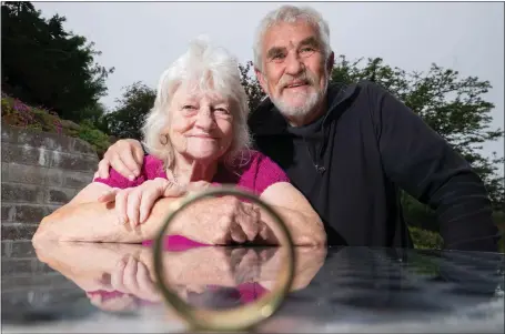  ?? Picture: Michael Traill ?? Alan Souter and his wife Colinne with one of the rings made from gold he found while out panning across Scotland