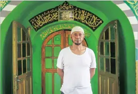  ??  ?? GUARDIAN: Sheikh Yusuf’s descendant Mujiburahm­an bin Abd Jalil.