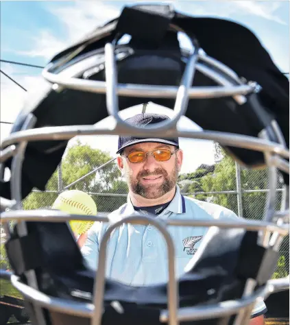  ?? PHOTO: PETER MCINTOSH ?? Man behind the mask . . . Local softball umpire Dawie Sutton has been invited to officiate at the Challenge Cup internatio­nal men’s softball tournament in Auckland next week.