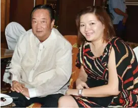  ??  ?? Honorary Consul Enrique Benedicto and Genevieve Benedicto