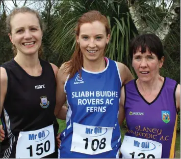  ??  ?? From left: Sonia Byrne (United Striders), Clodagh Dunbar (S.B.R.), Vanessa McShane (Slaney Olympic).