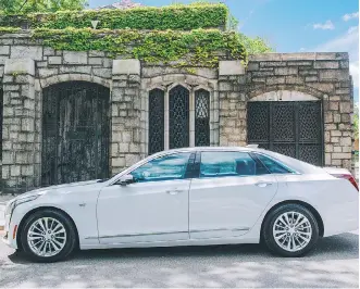  ?? LESLEY WIMBUSH ?? The 2017 Cadillac CT6 Plug-In Hybrid will serve electrific­ation to well-heeled drivers.