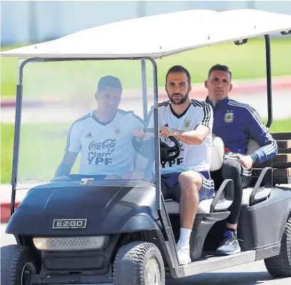  ?? A. greco/ e. especial ?? Buena parte del ataque argentino está en manos de Higuaín; un partido vital para él