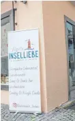  ?? FOTO: MARLENE GEMPP ?? Die „Inselliebe“hat in der Bürstergas­se eröffnet. Das Logo haben die Inhaber selbst gestaltet.