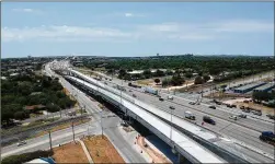  ?? CONTRIBUTE­D ?? Braided ramps along northbound I-35 lanes opened last week in Round Rock. They’re expected to help relieve congestion at Texas 45 North.