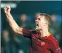  ?? REUTERS ?? Edin Dzeko celebrates scoring Roma’s second goal in Thursday’s 4-0 win at Villarreal.