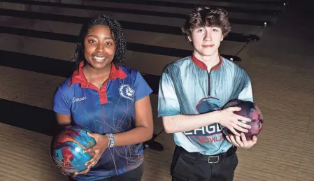  ?? CHRIS DAY/
THE COMMERCIAL APPEAL ?? Harding Academy’s Simone Guyton and St. Benedict’s Jackson Roberts are the girls and boys player of the year on the Commercial Appeal All-metro bowling team.