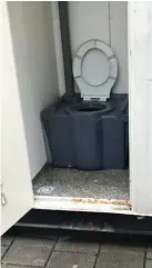  ??  ?? Grim: The ‘private bathroom’