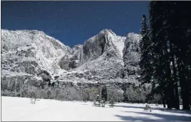  ?? (Yosemite Hospitalit­y) ?? Stargazing tours are a popular way to experience Yosemite National Park at night.