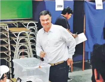  ??  ?? ► Ossandón logró contener la fuga de votos en Puente Alto, única comuna de la Región Metropolit­ana donde Beatriz Sánchez obtuvo mayoría en noviembre.