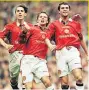  ??  ?? RED DEVILS Neville with Beckham and Roy Keane