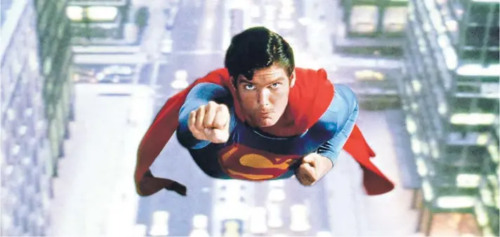  ??  ?? ► Christophe­r Reeve, el único actor que triunfó como Superman en la pantalla grande.