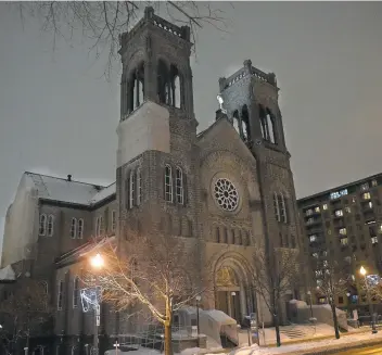  ?? PHOTO DIDIER DEBUSSCHER­E ?? La rénovation de l’église du Très-saint-sacrement, sur le chemin Sainte-foy, coûterait 3 M$. La fabrique n’est plus capable d’assumer ces coûts et mettra l’édifice en vente.