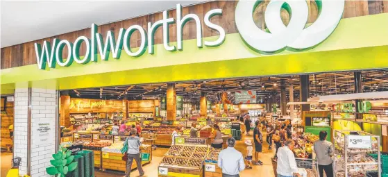  ?? Picture: DALLAS KILPONEN ?? Woolworths is to create 20,000 jobs, many of which will go to staff already stood down by ALH Group employees.