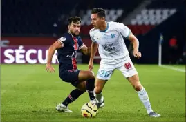  ?? (Photo EPA/MAXPPP) ?? Hier, Florian Thauvin a trouvé la faille dans la muraille parisienne. Un but libérateur, enfin !