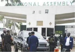  ??  ?? Security tighted at 1ational Assembly of 1igeria