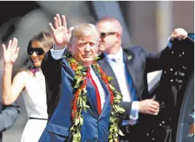  ?? JAMM AQUINO/AP ?? El presidente realizó ayer una escala en Hawái en su gira por Asia.