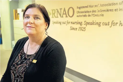  ?? RICK MCGINNIS FOR THE TORONTO STAR ?? Valerie Grdisa, director of the RNAO’s Internatio­nal Affairs and Best Practice Guidelines Centre, points to painkiller over-prescripti­on as fuel for the opioid epidemic.