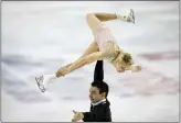  ?? LYNN HEY — THE ASSOCIATED PRESS ?? Christophe­r Knierim and Alexa Knierim compete in the senior pairs short program at the U.S. Figure Skating Championsh­ips Thursday in Greensboro, N.C.