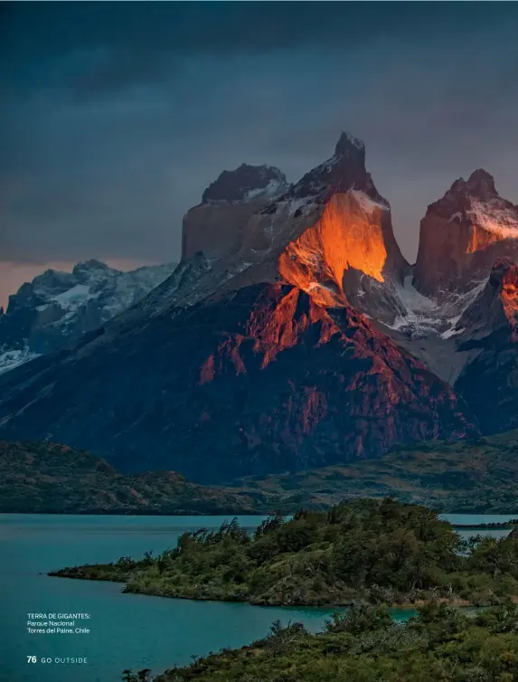  ??  ?? TERRA DE GIGANTES: Parque Nacional Torres del Paine, Chile