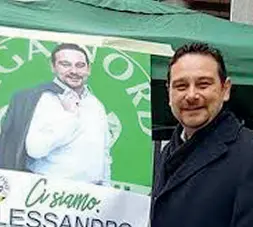  ??  ?? Anci Alessandro Canelli, sindaco di Novara e rappresent­ante della Lega per la finanza locale, oltre che delegato su queste materie dell’Anci