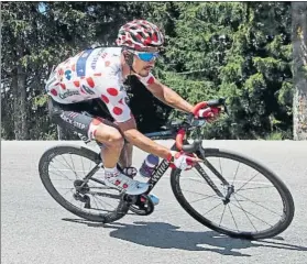  ?? FOTO: AP ?? Julian Alaphilipp­e ya luce el clásico maillot que le acredita como rey de la montaña