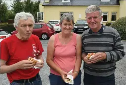  ?? Photos by Domnick Walsh. ?? LEFT: Michael FItzgerald; and Catherine abd John O’Connor enjoying some hot dogs!